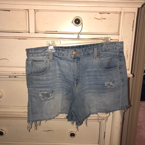 Jean shorts - Picture 1 of 1